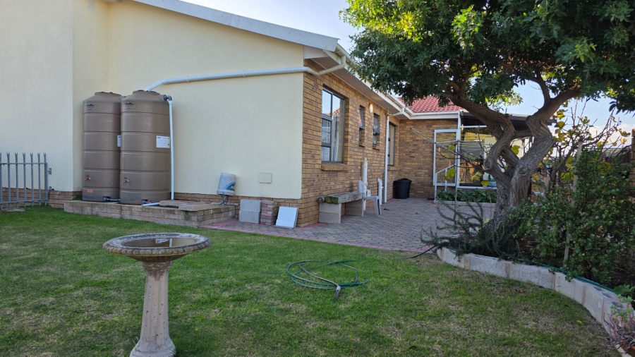 2 Bedroom Property for Sale in Fonteine Park Western Cape